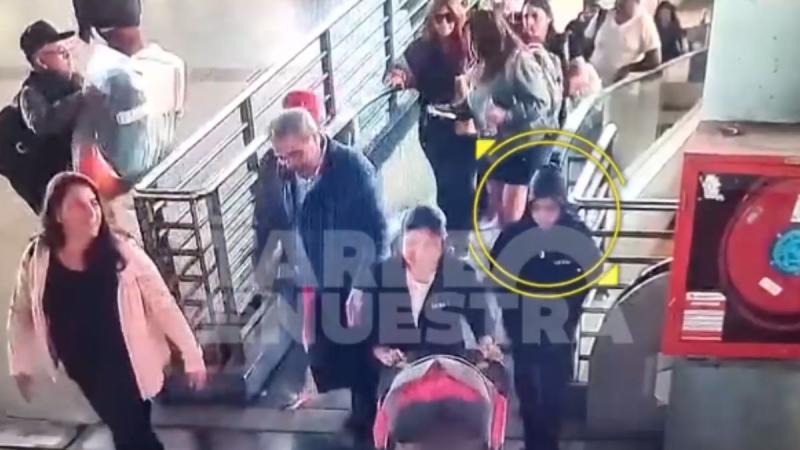Niño desaparecido fue captado en terminal junto a su tía - La Tarde es Nuestra