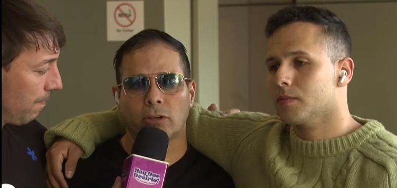 Pastelito junto a su hijo Pastelito Junior, nieto de Tachuela chico