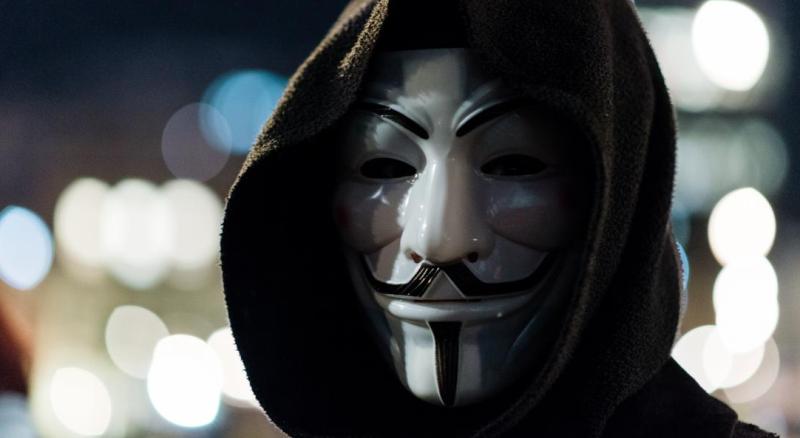 Otro ejemplo de la cultura popular a las calles: algunos manifestantes usan la máscara de Guy Fawkes. - Deutsche Welle