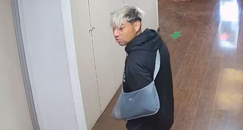 Sujeto detenido tras atacar un consultorio de La Pintana - Cámaras de seguridad