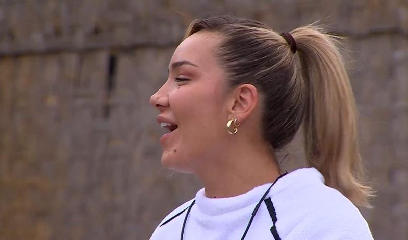 Canal 13 - Valentina Concha en Mundos Opuestos