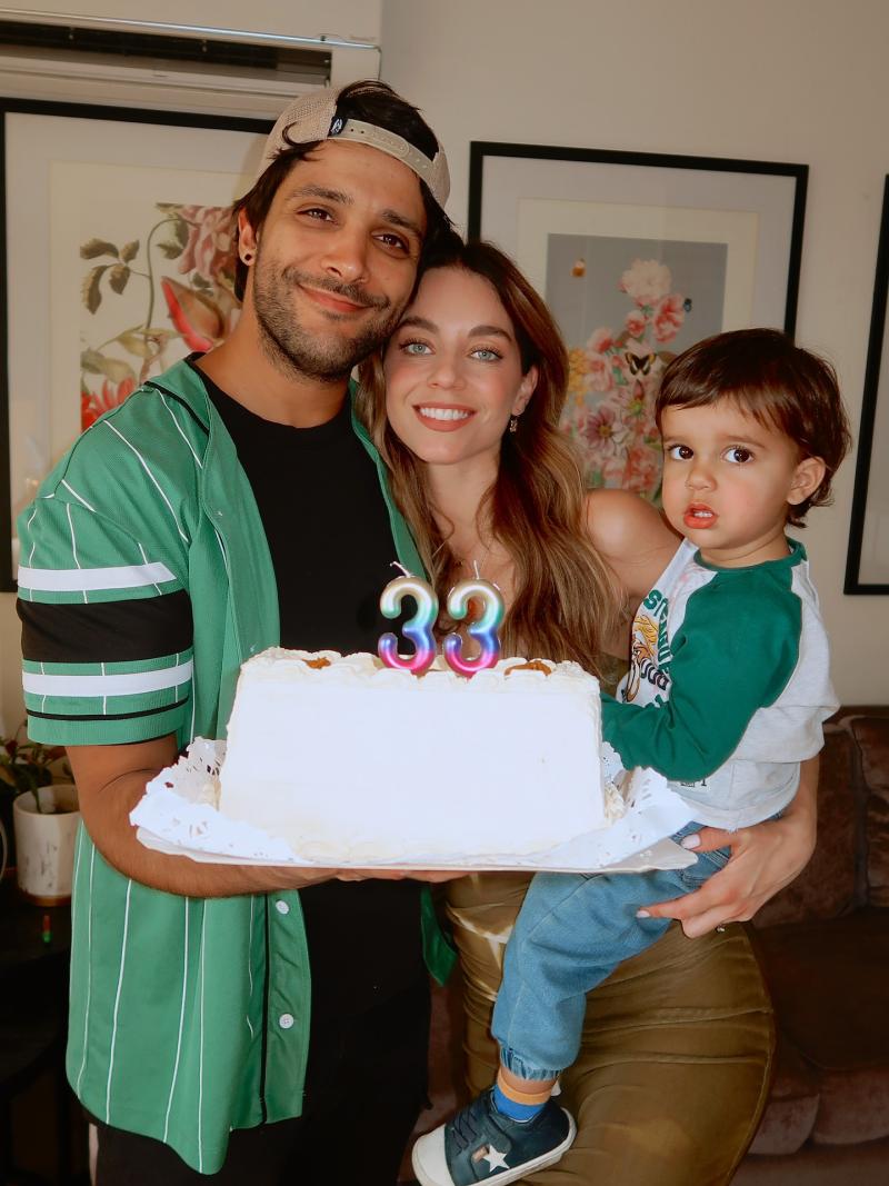 Instagram - Influencer, Vale Caballero con su esposo y su hijo Kai