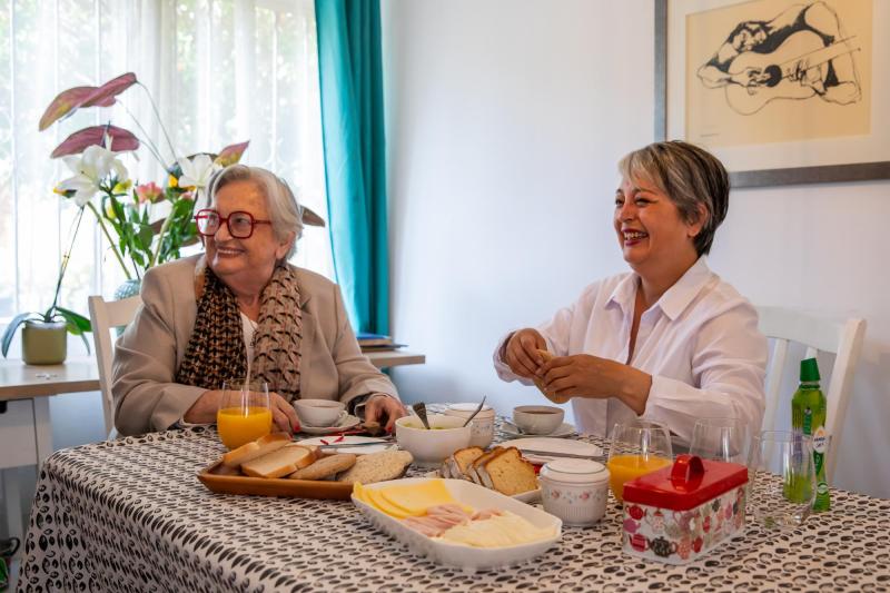 Javiera Cantero- Jeannette Jara y Luisa Durán