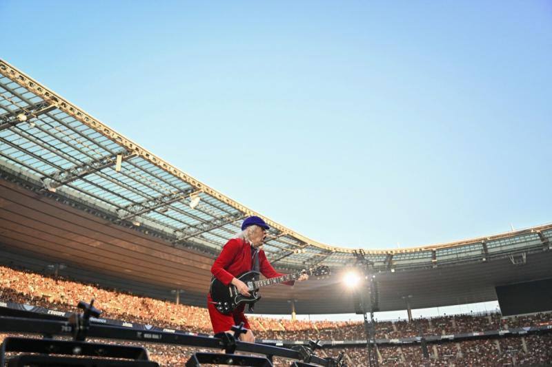 AFP - Organizadores del recital de AC/DC se pronuncian tras petición del gobierno de modificar la fecha