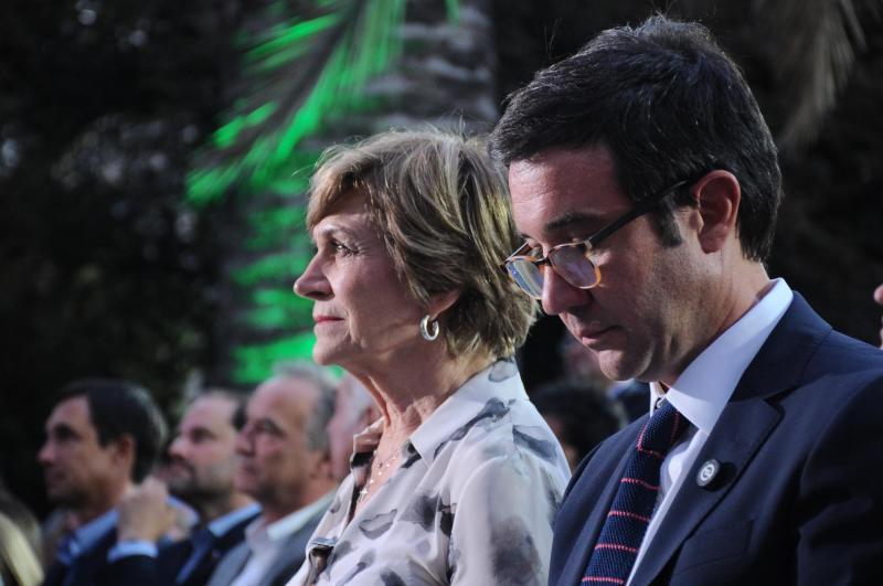 Agencia Uno- Evelyn Matthei junto a Guillermo Ramírez, presidente de la UDI