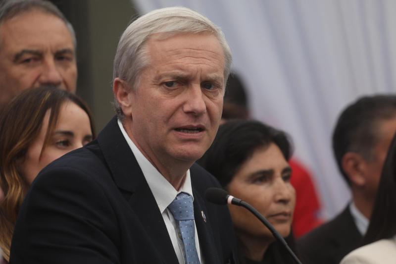 Encuesta Criteria: Kast se posiciona por sobre Jara - Agencia Uno