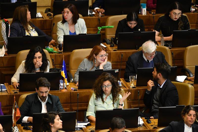 El listado de diputados que fueron reelectos (y los que no) - Agencia Uno