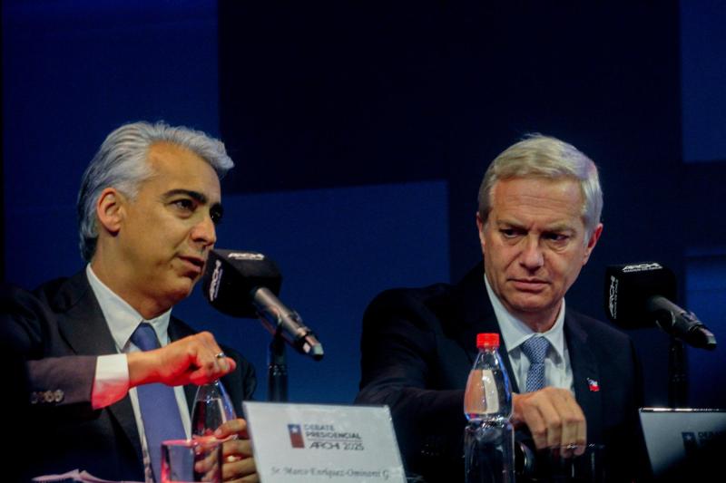 Agencia Uno- José Antonio Kast en debate Archi