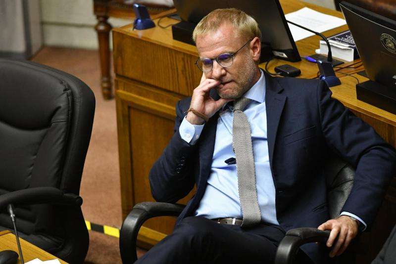 Agencia Uno - Senador Felipe Kast