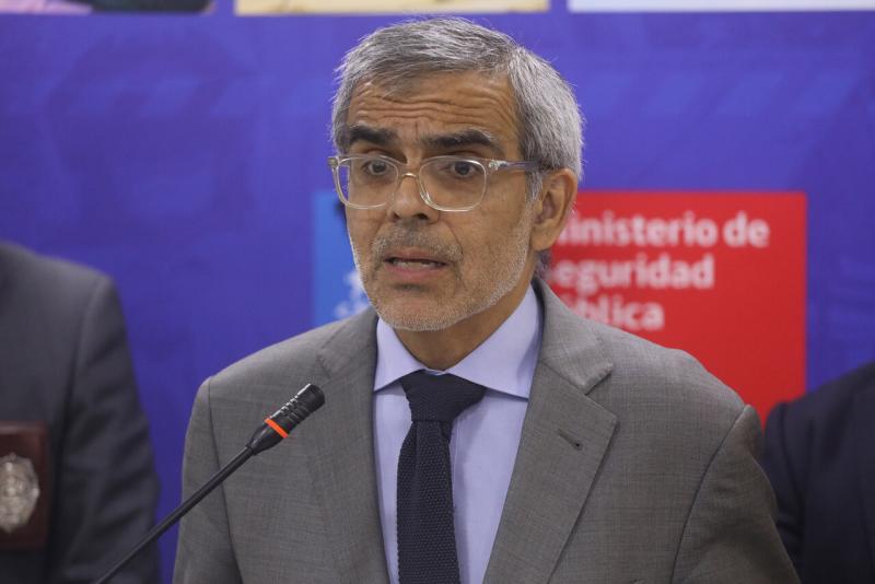 Agencia Uno - Ministro de Seguridad, Luis Cordero