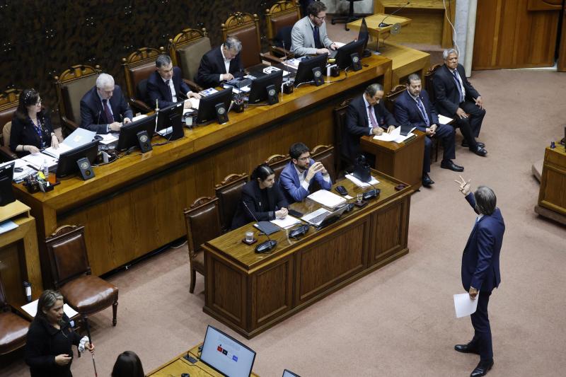 Aton- Siete regiones elegirán senadores este 2025