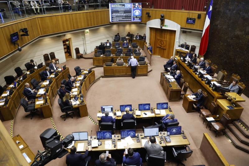 Aton- Siete regiones elegirán senadores este 2025