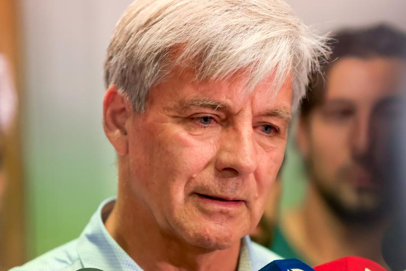 Aton - El candidato presidencial, Harold Mayne-Nicholls