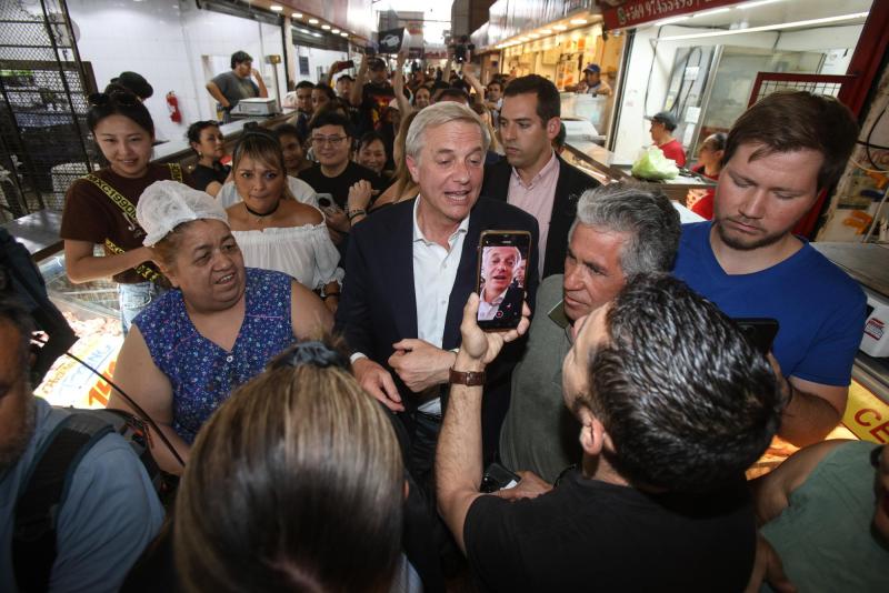 Aton- Kast en Barrio Franklin