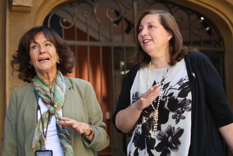 Aton- Alejandra Krauss y Paulina Vodanovic, parte del comando de Jara