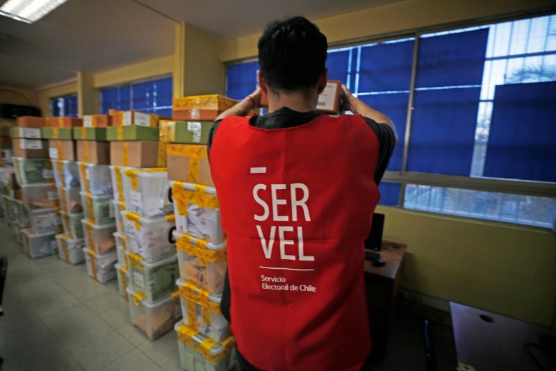 Adultos mayores deben votar en las elecciones 2025 - ATON referencial