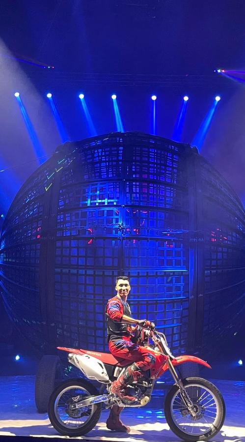 Joven chileno muere tras fallido show de motocicletas en circo italiano - RRSS