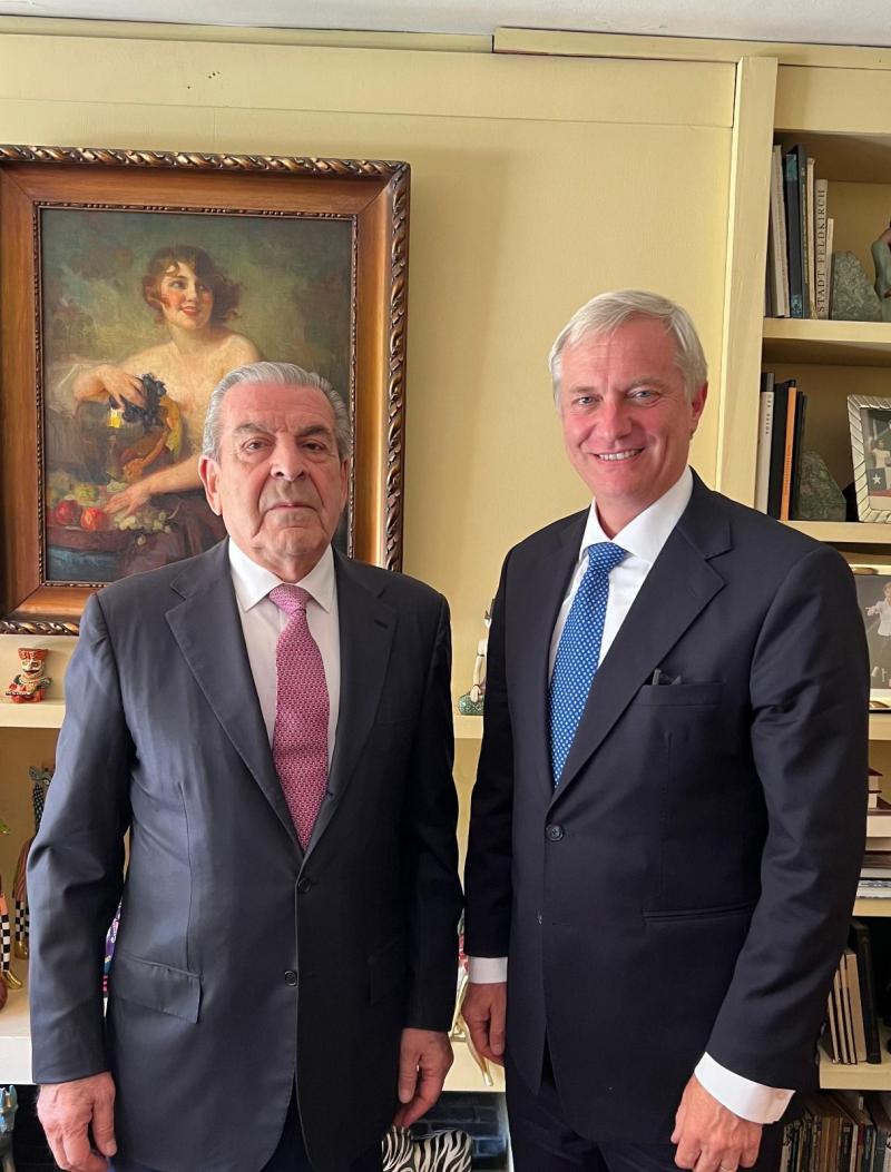 El expresidente Eduardo Frei junto a José Antonio Kast