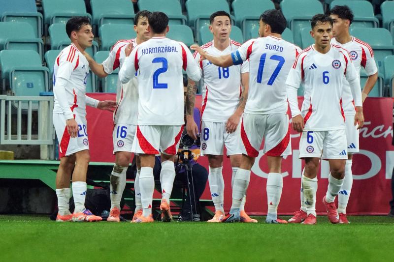 Chile enfrentará a Perú en amistoso - Photosport