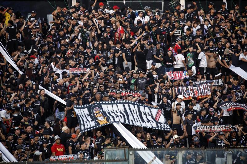 Hinchada de Colo-Colo (imagen referencial) - Photosport