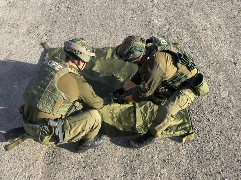 Carabineros - Detienen a boliviano que trasladaba granada militar en bus de Pozo Almonte