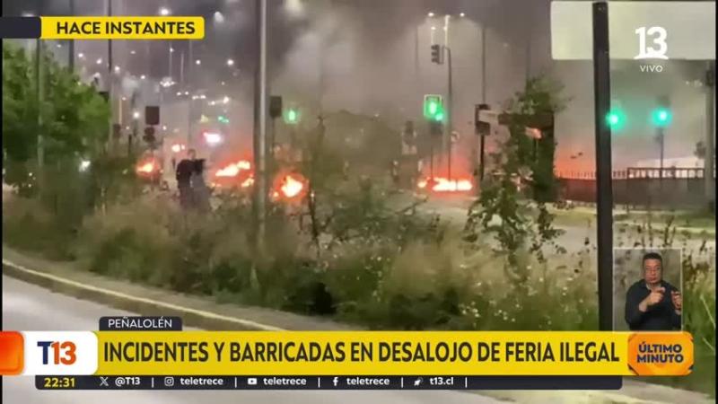 Incidentes tras desalojo de feria navideña ilegal en Peñalolén
