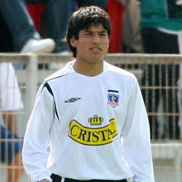 Nicolás Millán - Datos Albos (X: @DatosAlbos) - Debutó con 14 años, hizo historia en Colo-Colo, fue al Chelsea y hoy anunció su retiro del fútbol