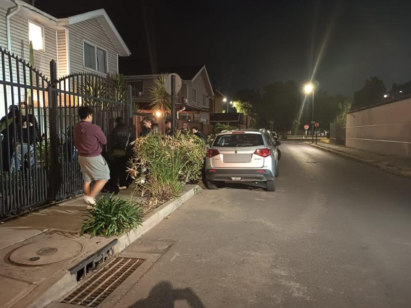 Funcionario de la PDI frustra encerrona en Maipú y deja a un delincuente herido