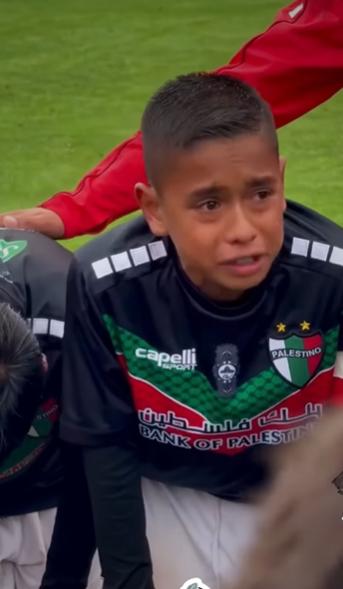 Hijo de Emilio Hernández, Benjamín - Captura Instagram (@balonnostalgico)