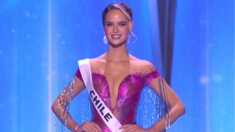 13 - Así fue el desfile en vestido de gala de Inna Moll que marcó la noche en Miss Universo