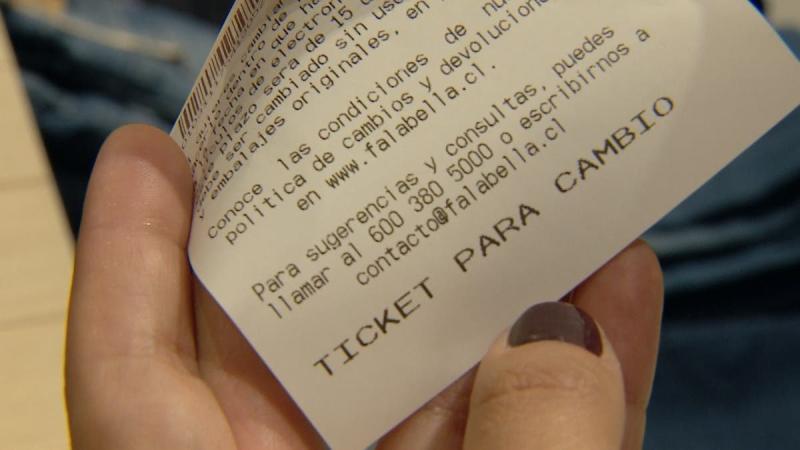 T13 - Se viene el Día del Ticket de Cambio: Conoce todo lo que dice la ley y cómo devolver regalos de Navidad | Agencia UNO