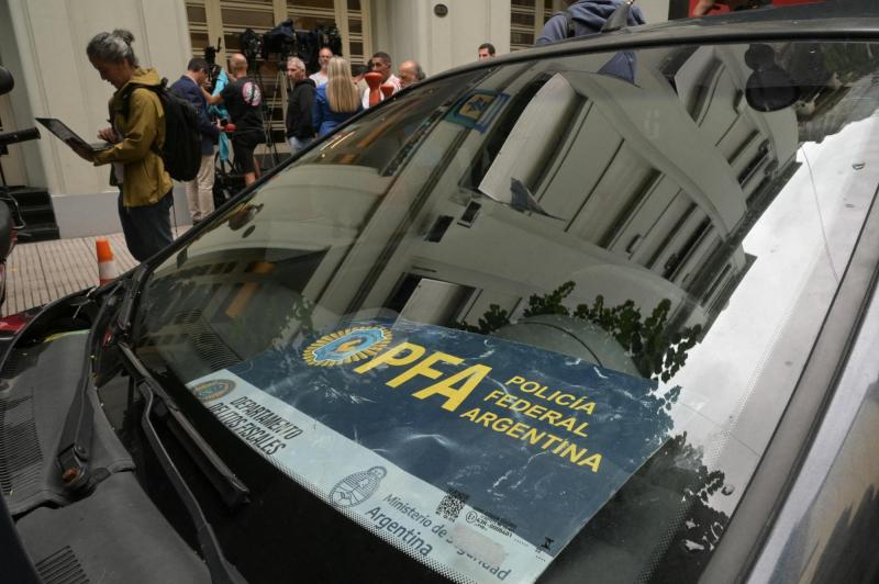 Policía argentina allana la AFA - AFP