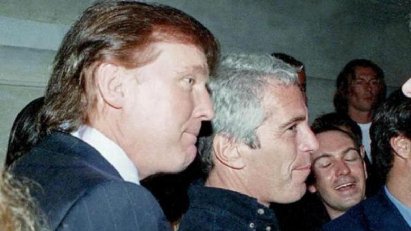 Trump insta a "avergonzar" a cualquier demócrata que haya trabajado con Jeffrey Epstein