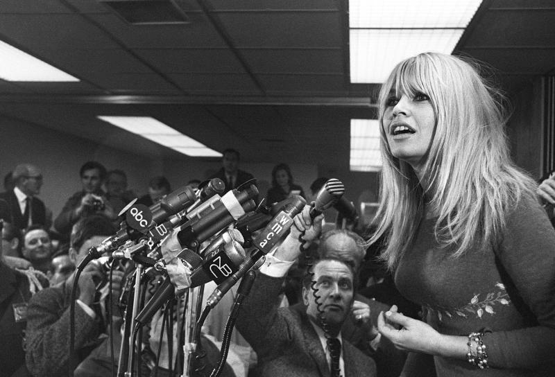 Brigitte Bardot en la premier de "Viva María" en 1965 - AFP