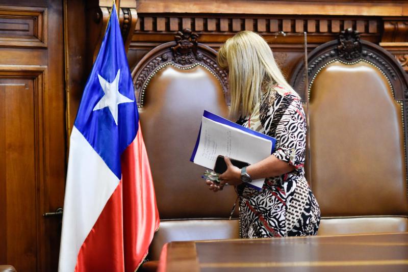 T13 - “Llegaron a preguntar si me iba a suicidar”: Ángela Vivanco niega cualquier participación en pagos del caso Belaz Movitec | Agencia UNO