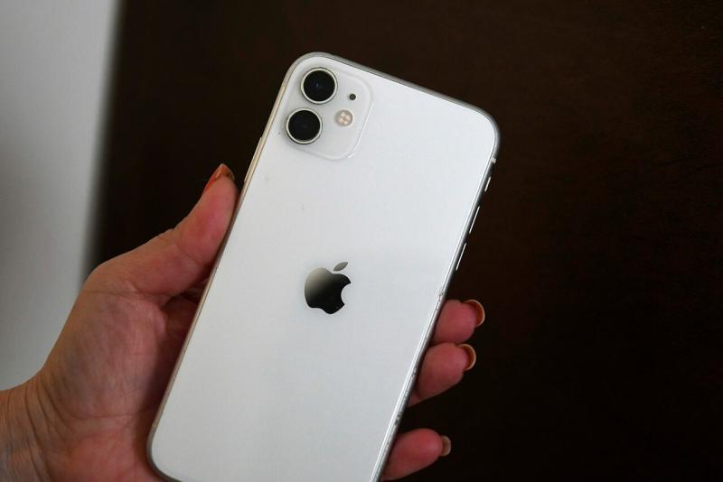 Agencia UNO - Las amenazas a joven para desbloquear iPhone que le robaron