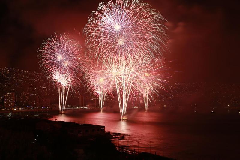 Estas son las comunas donde habrán fuegos artificiales - Agencia Uno