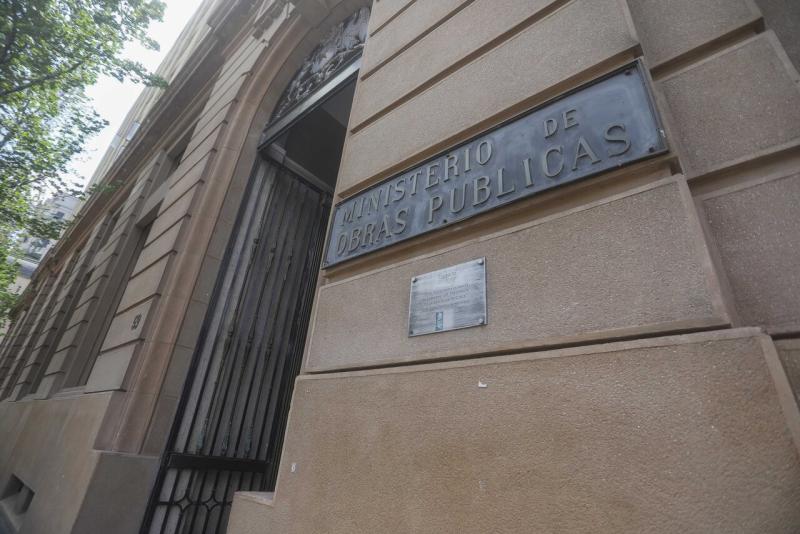 Agencia Uno (referencial) - Allanan Dirección General de Concesiones perteneciente al MOP