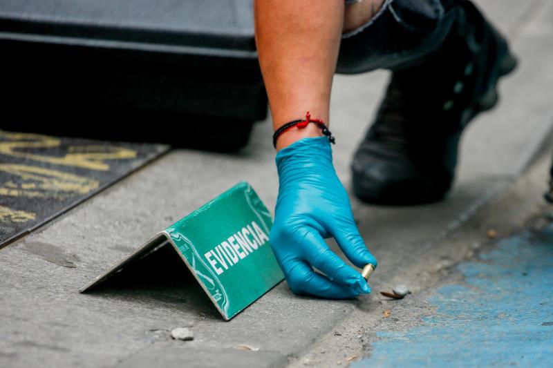 Dos fallecidos tras balacera en feria de La Florida - referencial Agencia Uno