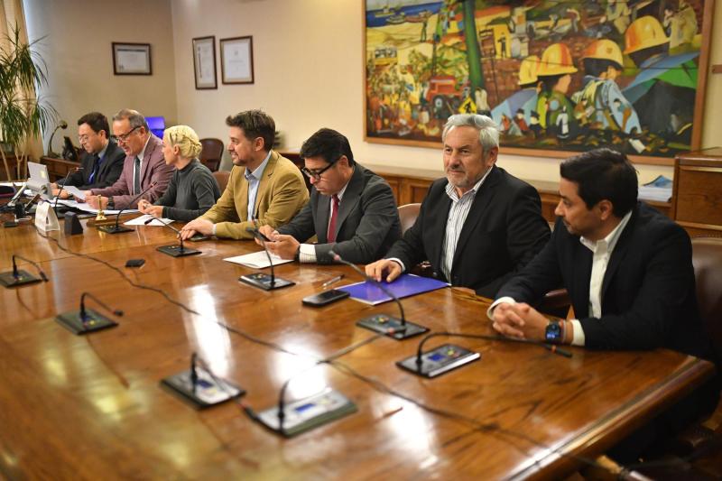 Agencia Uno - Comisión revisora de la AC contra Diego Simpertigue