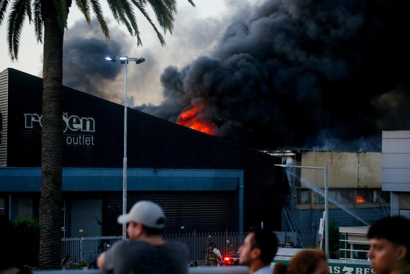 Agencia Uno - Incendio en Huechuraba