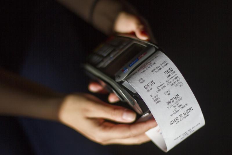 Agencia Uno - En caso de pérdida del ticket de cambio o la boleta, los voucher de pago de tarjetas son válidos para acreditar la compra