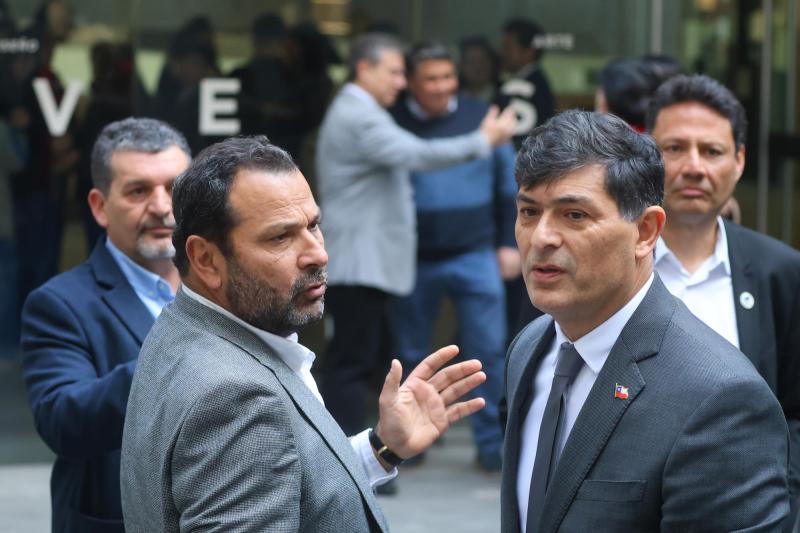 Aton- Rodrigo Vattuone, presidente del PDG, junto a Franco Parisi