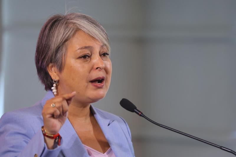 Aton- Jeannette Jara, candidata oficialista