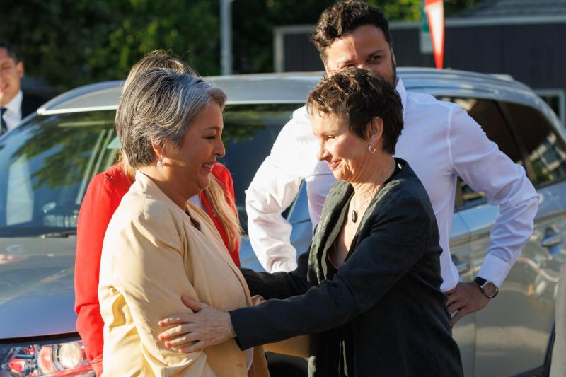 Aton- Tohá respalda candidatura de Jara