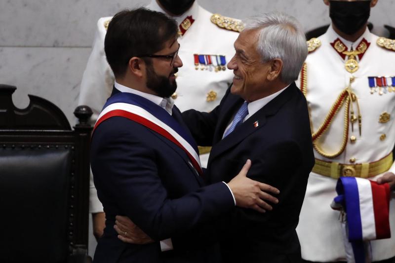Aton- Boric y Piñera son dos de los presidentes electos con mayor cantidad de votos
