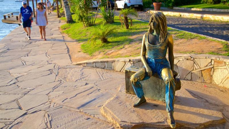 Ex-Ante - Estatua de Brigitte Bardot en Búzios.