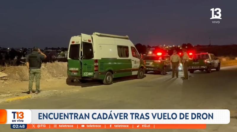 Hombre descubrió un cadáver tras caída de su dron en un sitio eriazo en Maipú