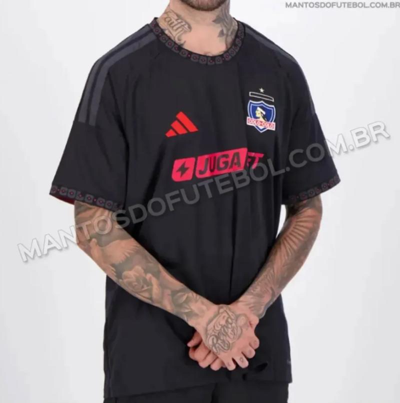 Camiseta filtrada de Colo-Colo | Mantos do Futebol