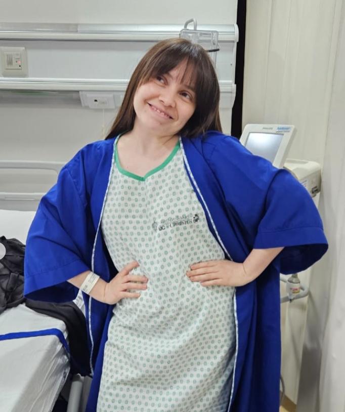 T13 | “Jamás pensé que me iba a pasar a mí”: Cynthia Gallardo de El Sentido del Humor revela lucha contra el cáncer cervicouterino | RRSS